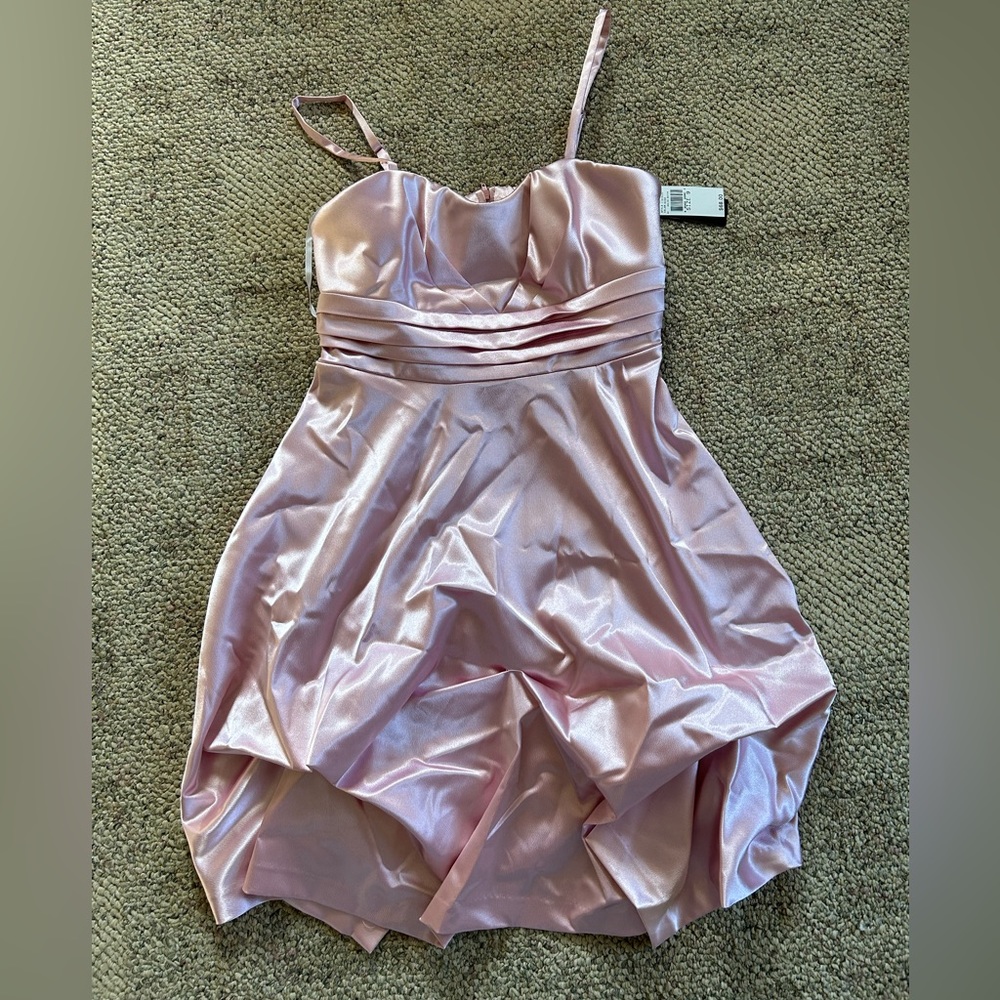NWT Satin Baby Light Pink Bubble Mini Dress Juniors Size 9